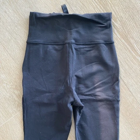 Lululemon high waisted leggings! Size 2! - Picture 7 of 7